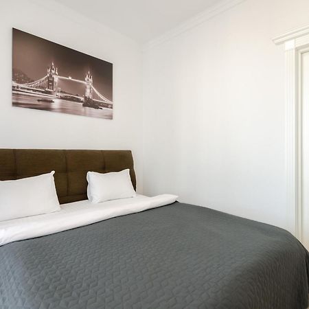 Petrovdom Inn Rc Diplomat Hall -The Smart Hotel Apartment Panoramic City View I เคียฟ ภายนอก รูปภาพ