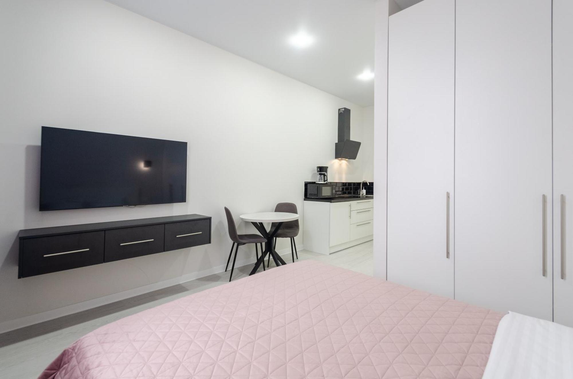 Petrovdom Inn Rc Diplomat Hall -The Smart Hotel Apartment Panoramic City View I เคียฟ ภายนอก รูปภาพ