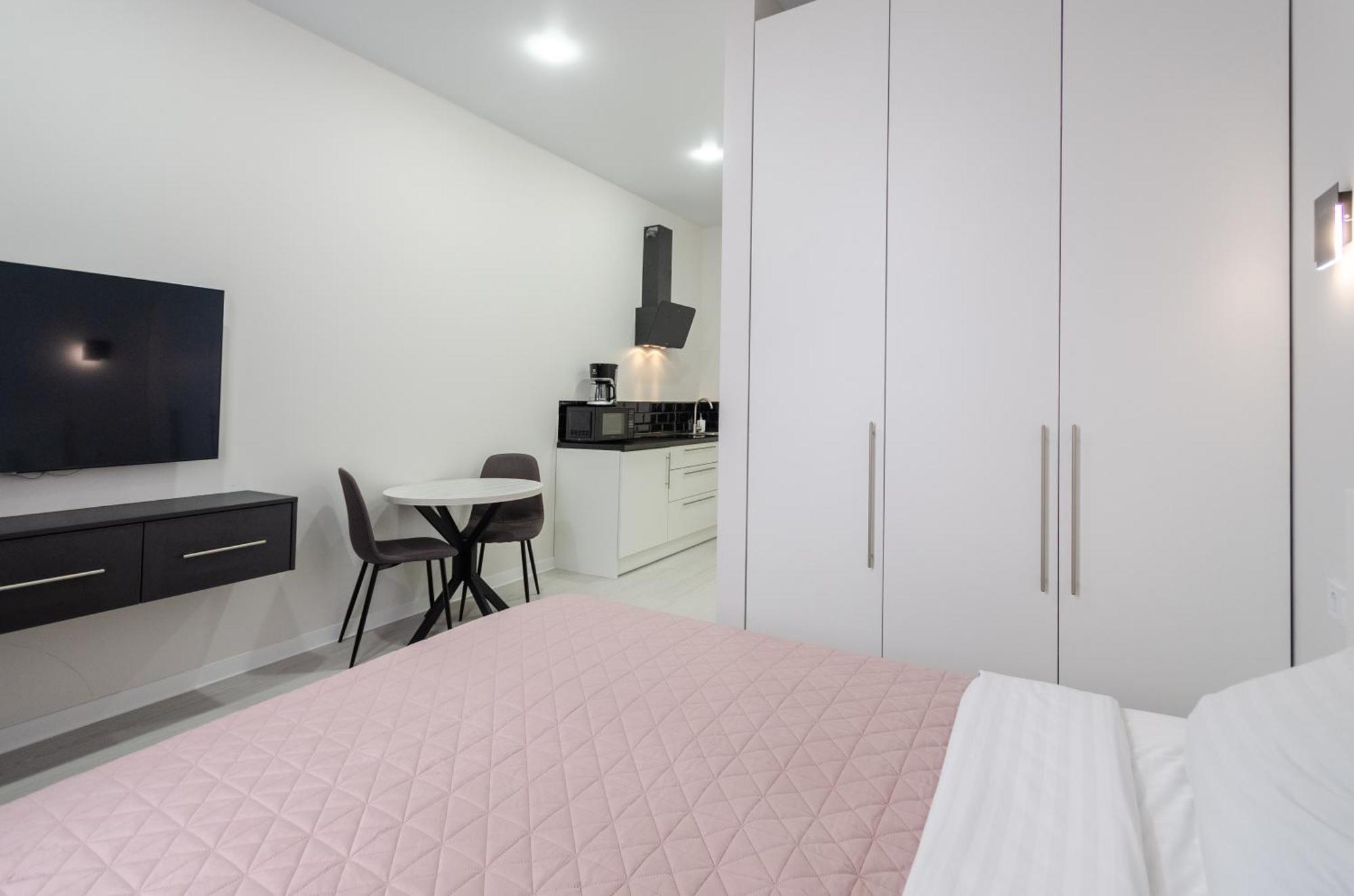 Petrovdom Inn Rc Diplomat Hall -The Smart Hotel Apartment Panoramic City View I เคียฟ ภายนอก รูปภาพ