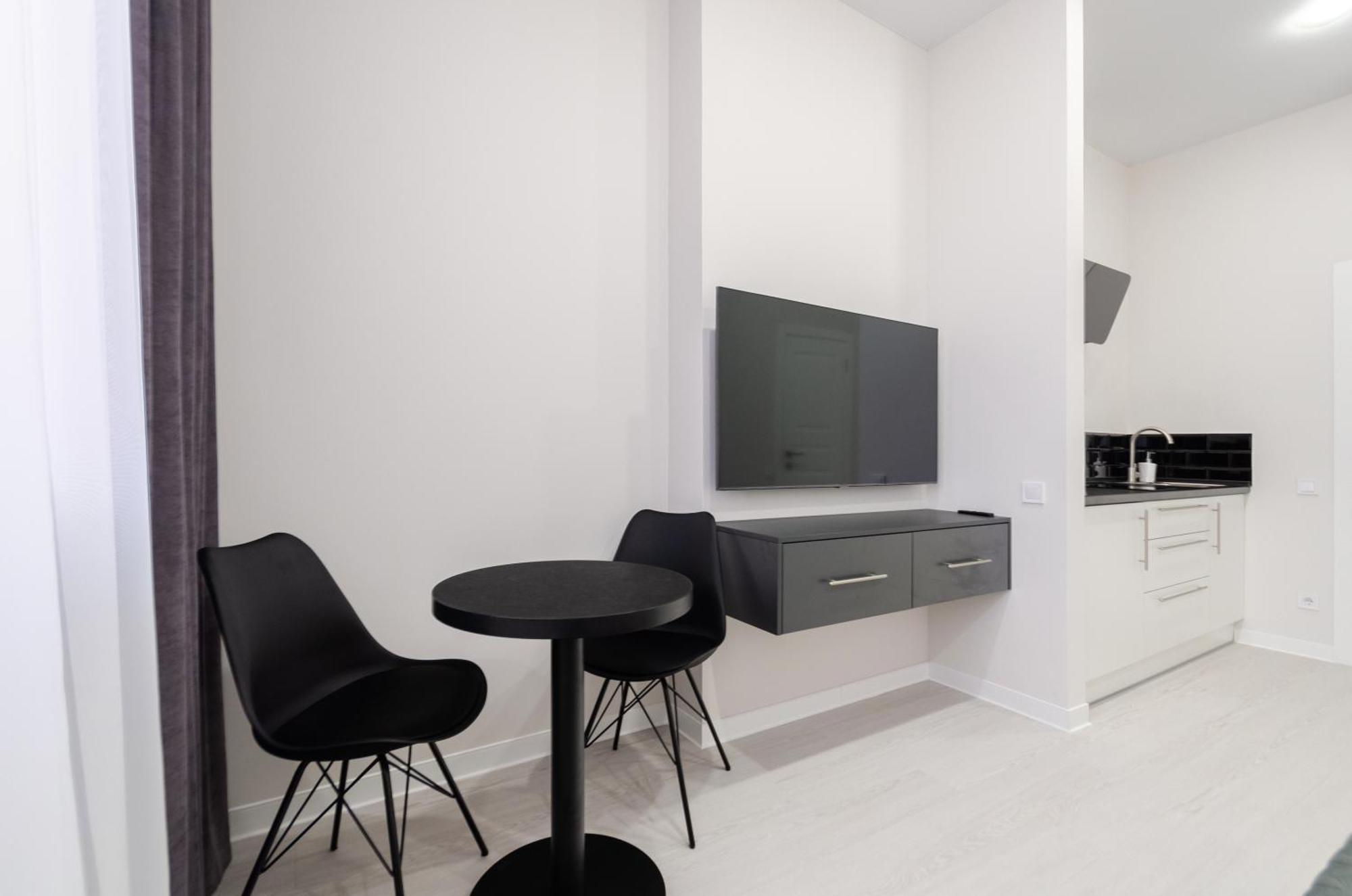 Petrovdom Inn Rc Diplomat Hall -The Smart Hotel Apartment Panoramic City View I เคียฟ ภายนอก รูปภาพ