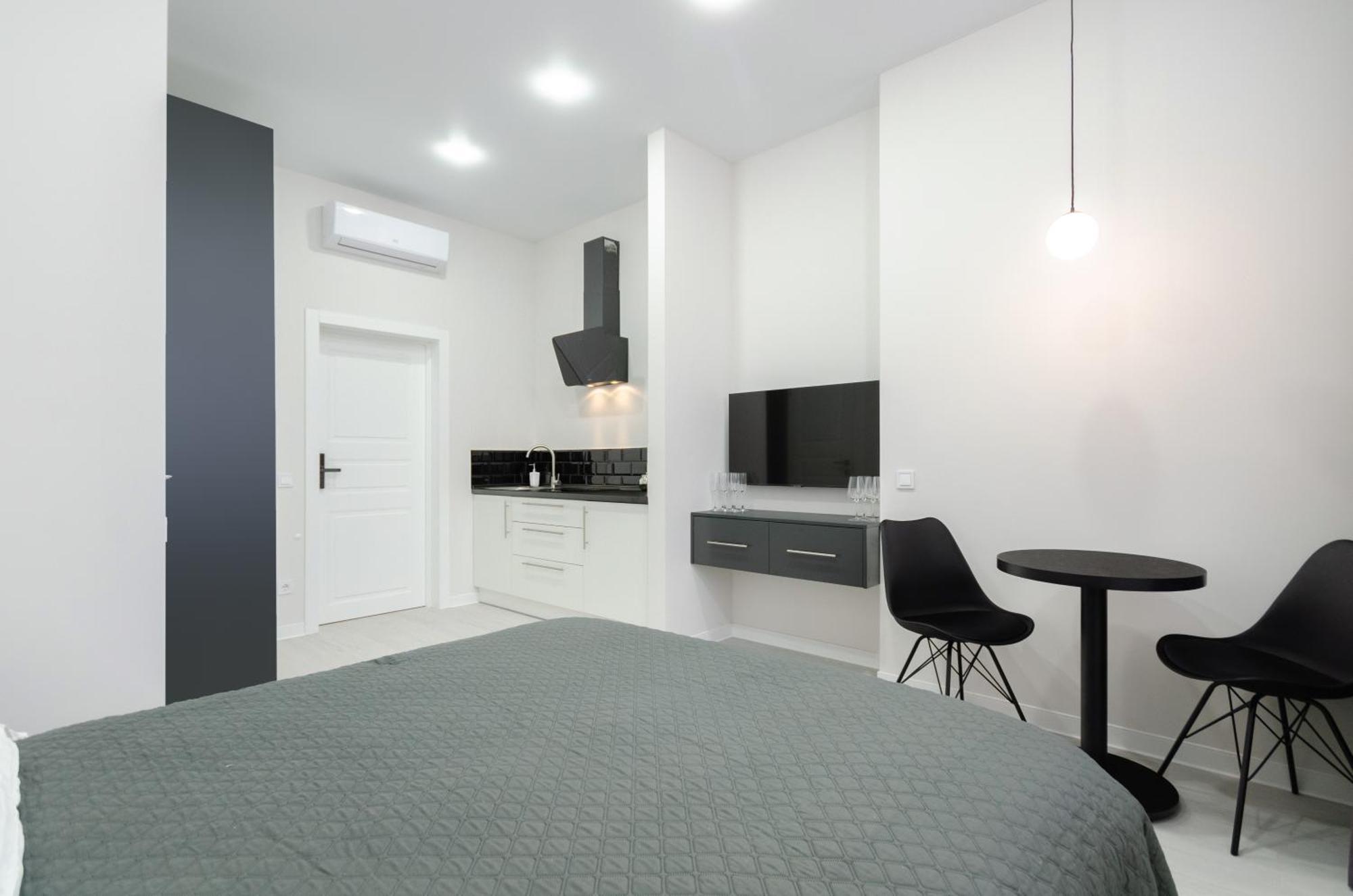 Petrovdom Inn Rc Diplomat Hall -The Smart Hotel Apartment Panoramic City View I เคียฟ ภายนอก รูปภาพ