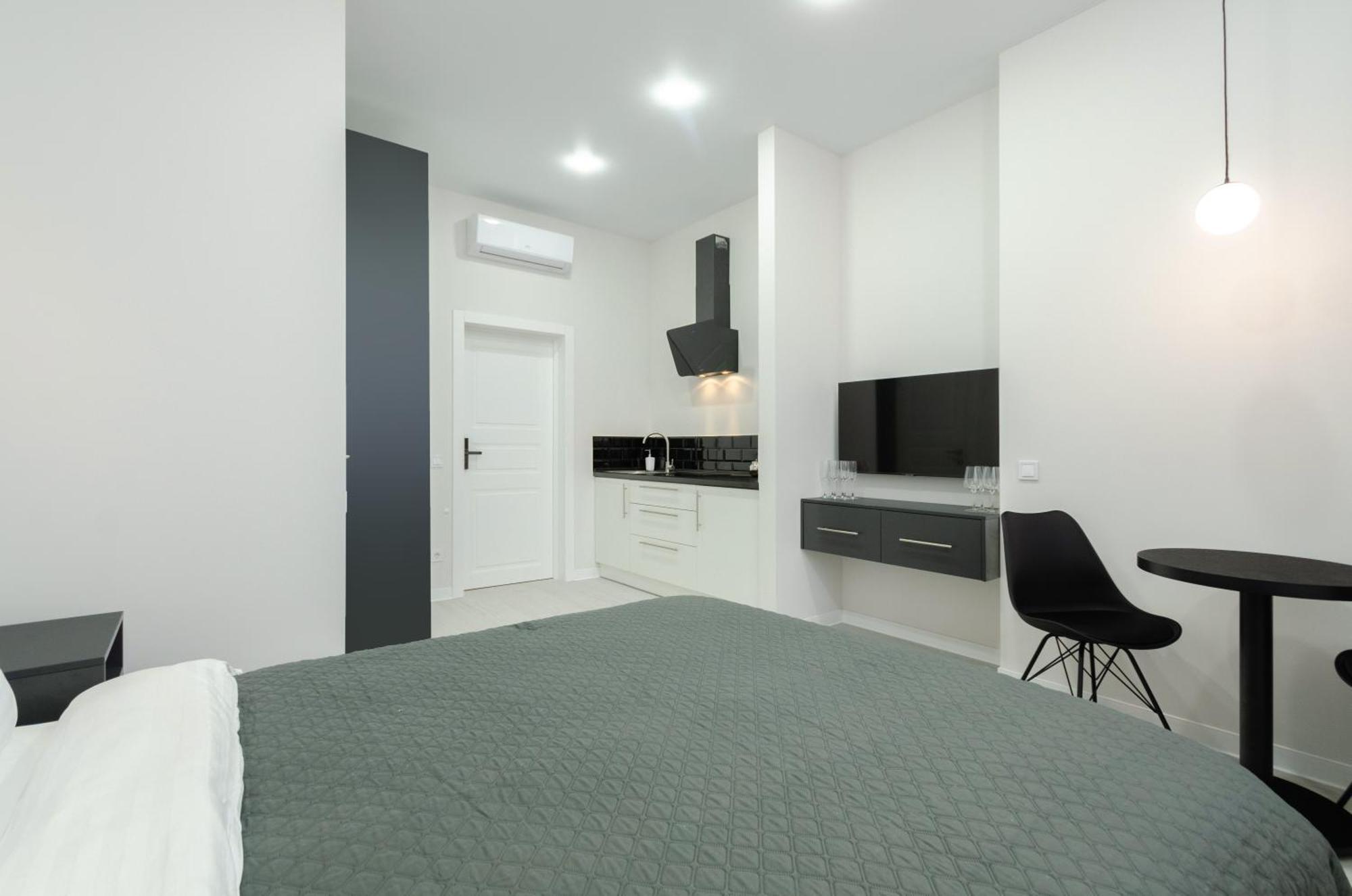 Petrovdom Inn Rc Diplomat Hall -The Smart Hotel Apartment Panoramic City View I เคียฟ ภายนอก รูปภาพ