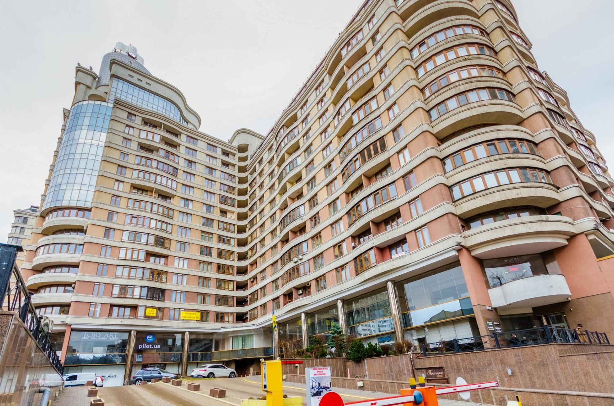 Petrovdom Inn Rc Diplomat Hall -The Smart Hotel Apartment Panoramic City View I เคียฟ ภายนอก รูปภาพ